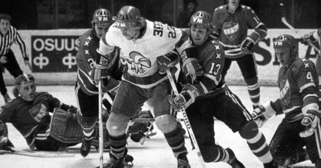 HIFK:n ja Jokereiden kohtaaminen vuodelta 1971